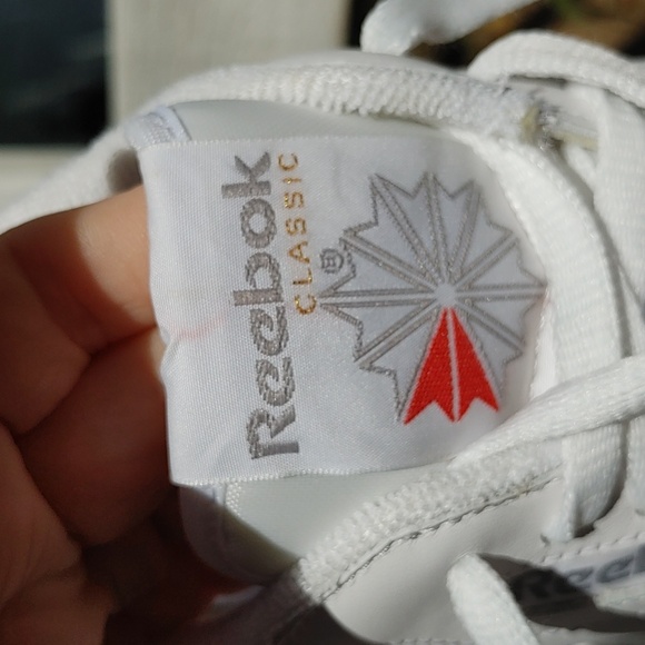 Reebok Classic White Princess Sneakers Size 7 (1316) - Picture 6 of 8